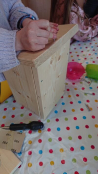 Kreativ-Werkstatt Nistkasten